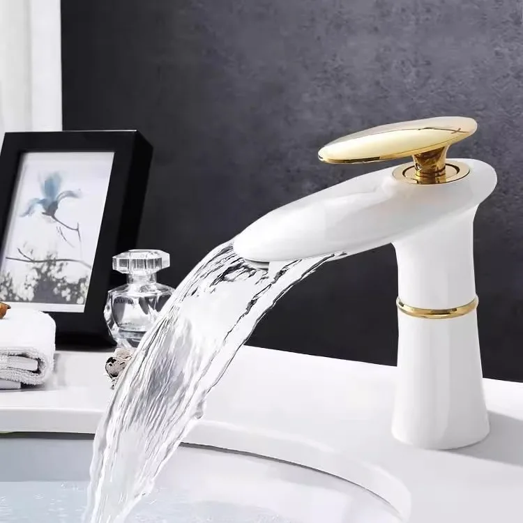 ก๊อกน้ำตกอ่างล้างหน้า สีขาวทอง - Home Hardware Bathroom Faucets บทวิจารณ์และราคา